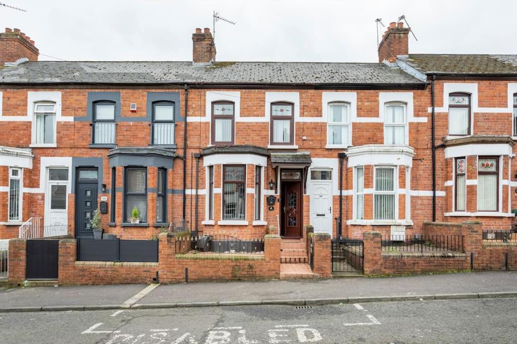 Central Belfast Town House Exterior foto