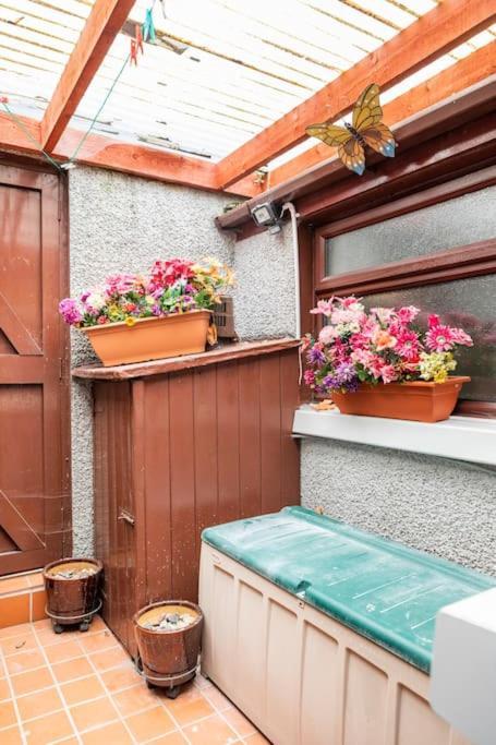 Central Belfast Town House Exterior foto
